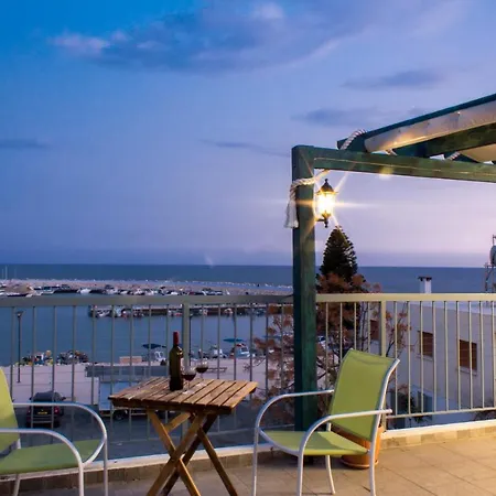 Penthouse With Roof Garden In Zygi Village Marina Σπίτι διακοπών Λάρνακα